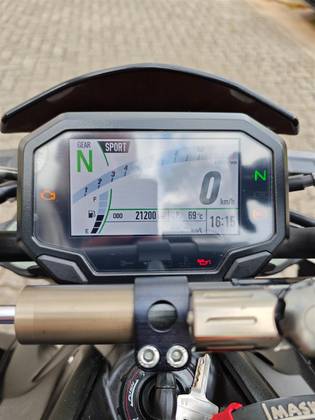 KAWASAKI Z900 